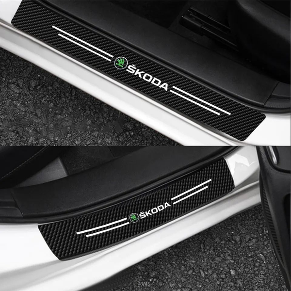 Защитная пленка на пороги с логотипом Skoda карбон 4D 62511 фото